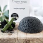 Organic Conjac Bamboo Charcoal svamp - uren og akne hud