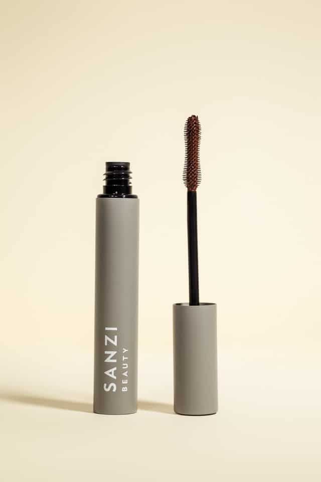 Mascara Volume&Curl Brown ( med eyelash serum)